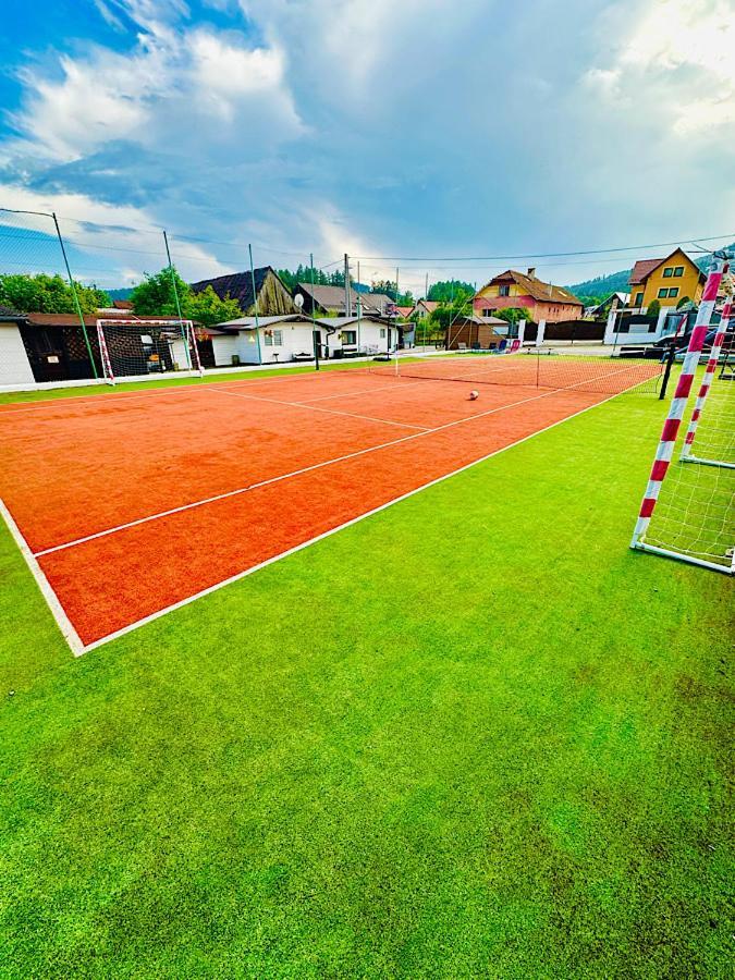 Penzion Bach Vyšné Ružbachy Exterior foto